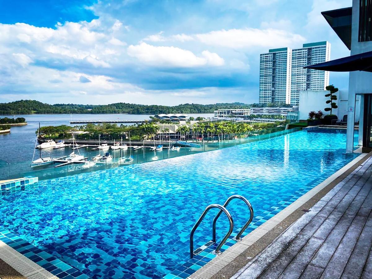 Trinidad Suites Johor, Trademark Collection By Wyndham Нусаджая Екстериор снимка