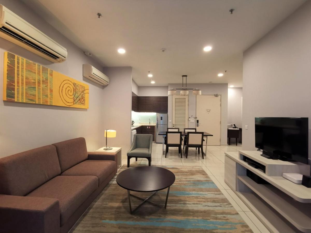 Trinidad Suites Johor, Trademark Collection By Wyndham Нусаджая Екстериор снимка