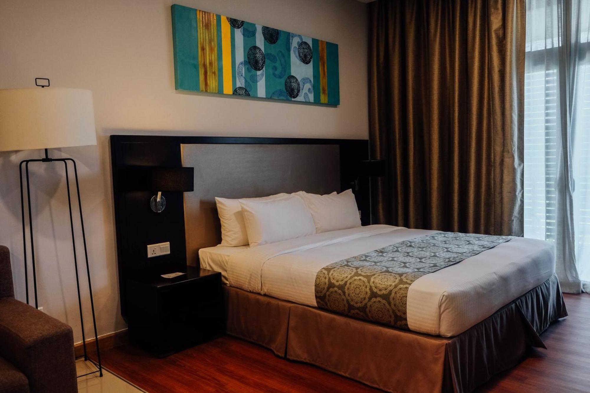 Trinidad Suites Johor, Trademark Collection By Wyndham Нусаджая Екстериор снимка