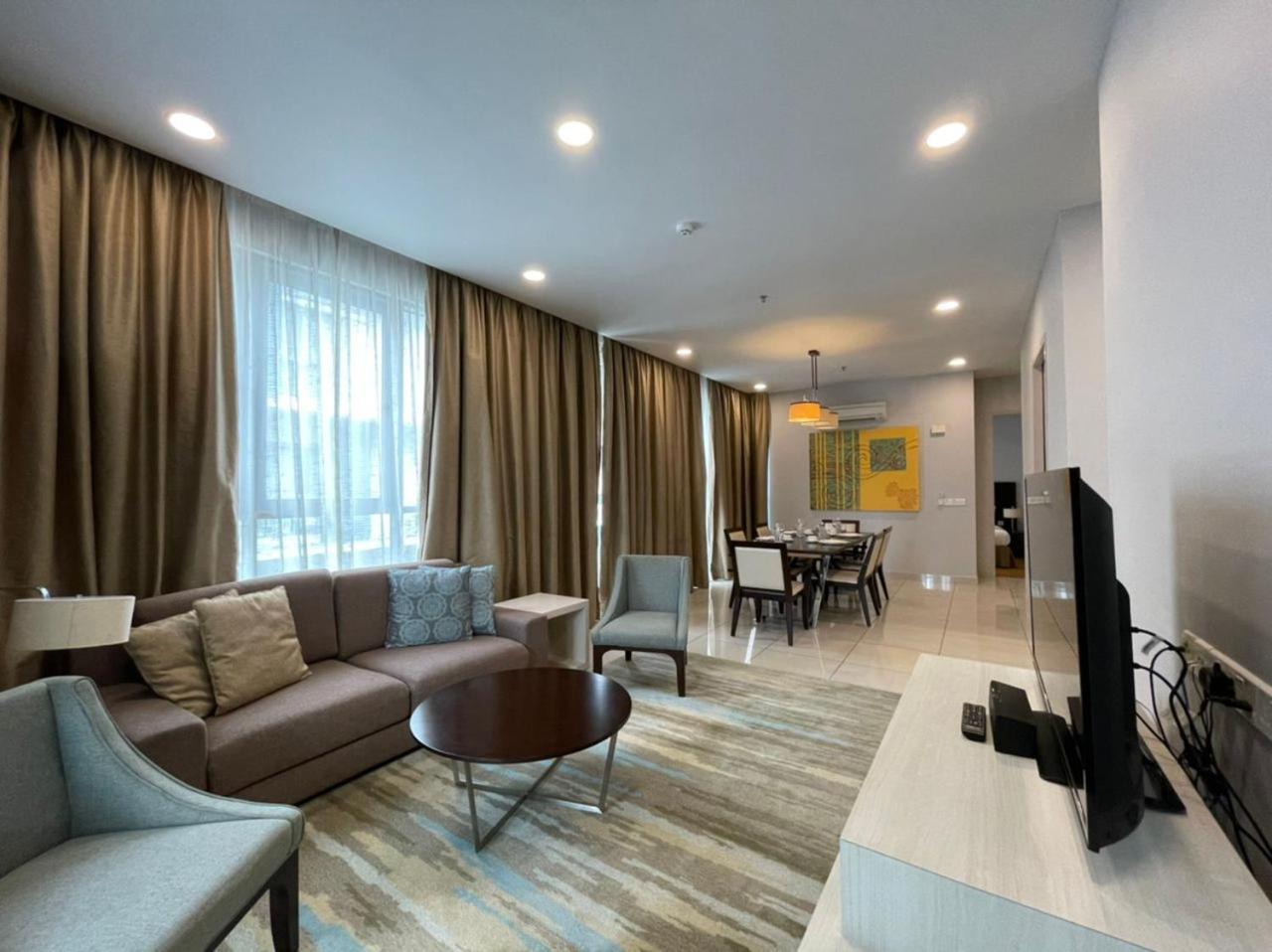 Trinidad Suites Johor, Trademark Collection By Wyndham Нусаджая Екстериор снимка